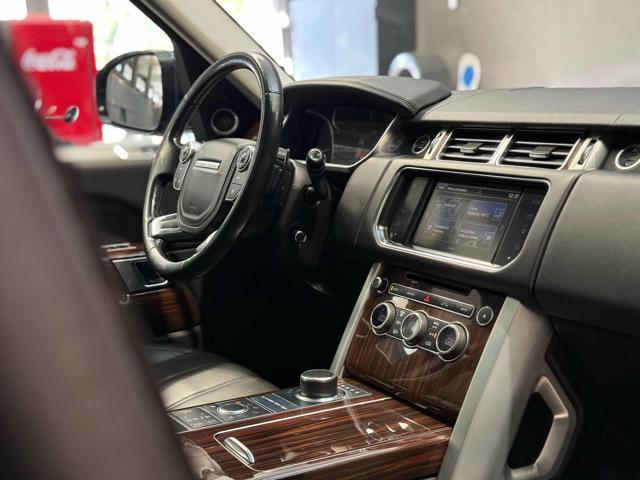 LAND ROVER Range Rover 3.0 TDV6 Autobiography