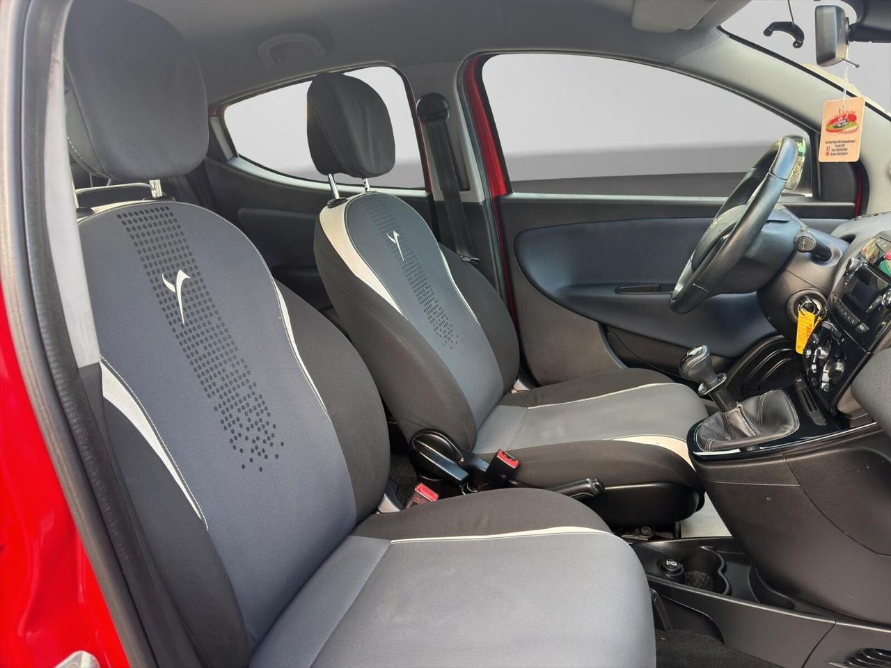 Lancia Ypsilon 0.9 TwinAir Ecochic Elefantino