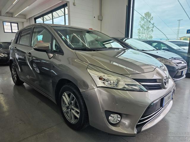 Toyota Verso 1.6 Style 5pti mt E6