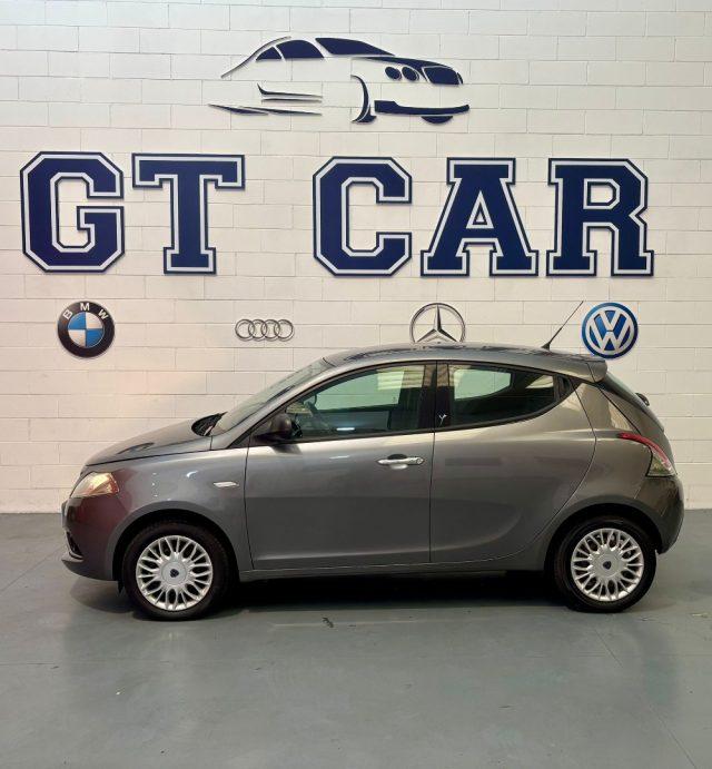 LANCIA Ypsilon 1.2 69 CV 5 porte Silver