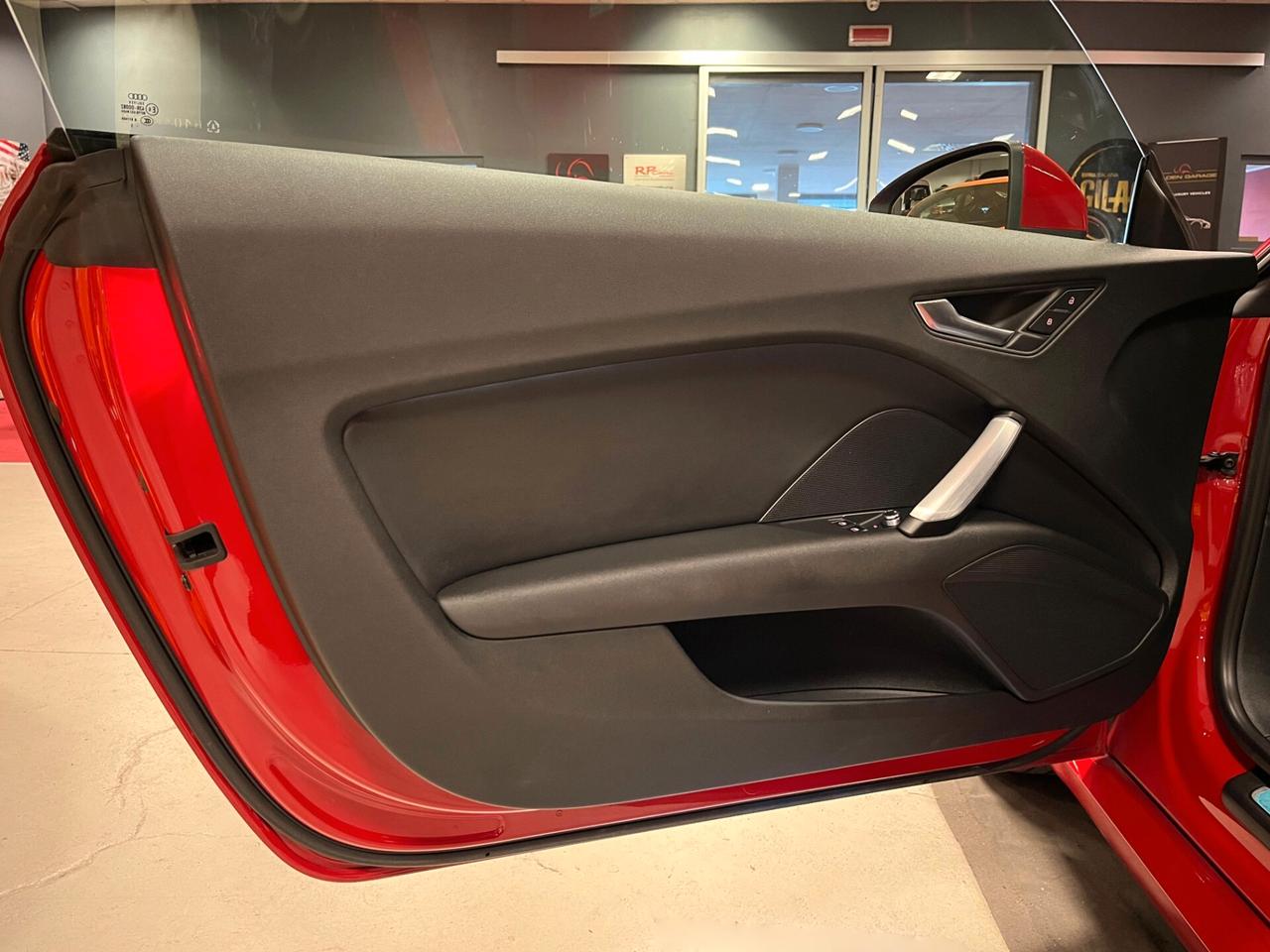 Audi TT Coupé 2.0 TDI ultra S line