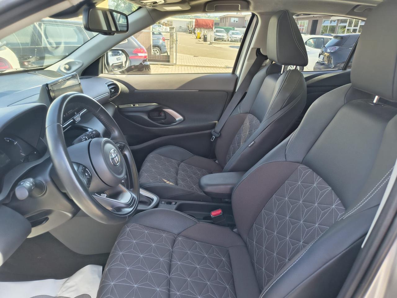 Toyota Yaris Cross 1.5 Hybrid 5p. Lounge *PREZZO REALE, NO VINCOLI FINANZIAMENTO*