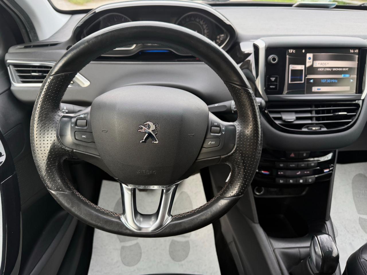 Peugeot 208 1.2 VTi 82 CV 3 porte Allure