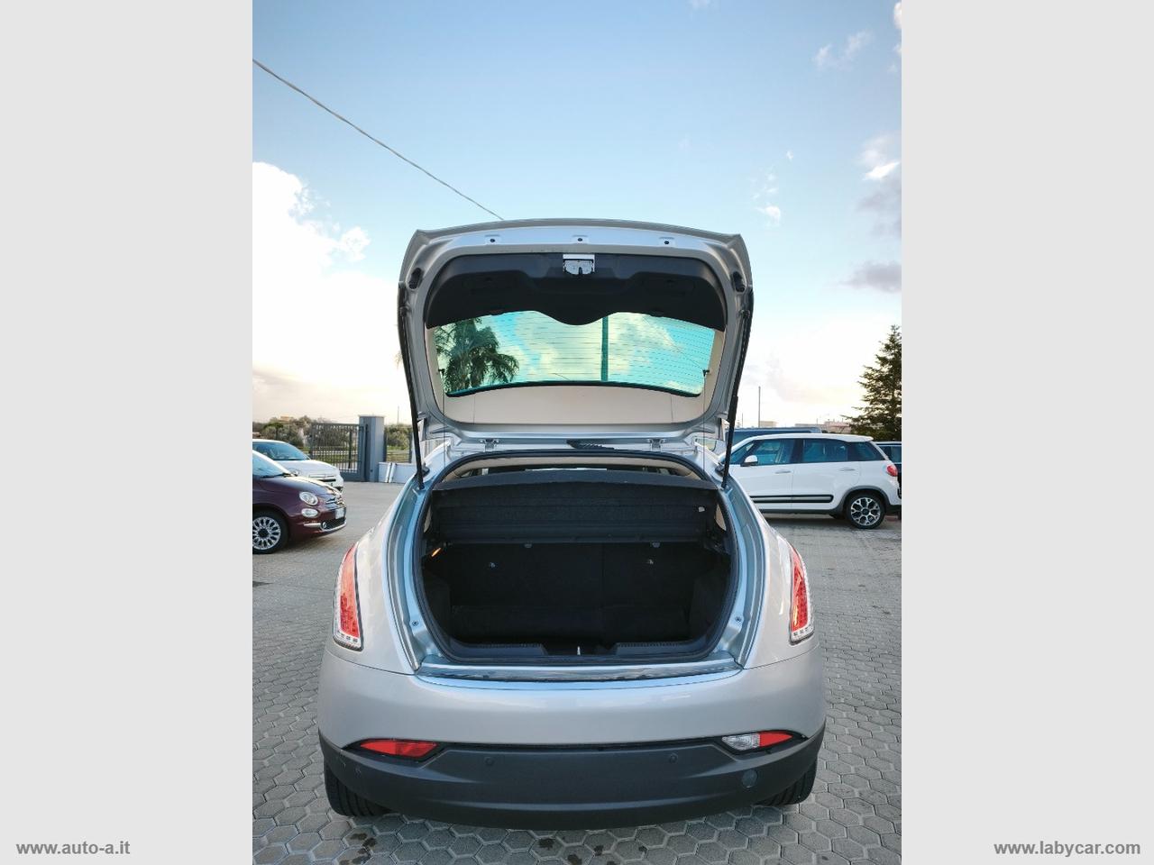 LANCIA Delta 1.6 MJT Argento