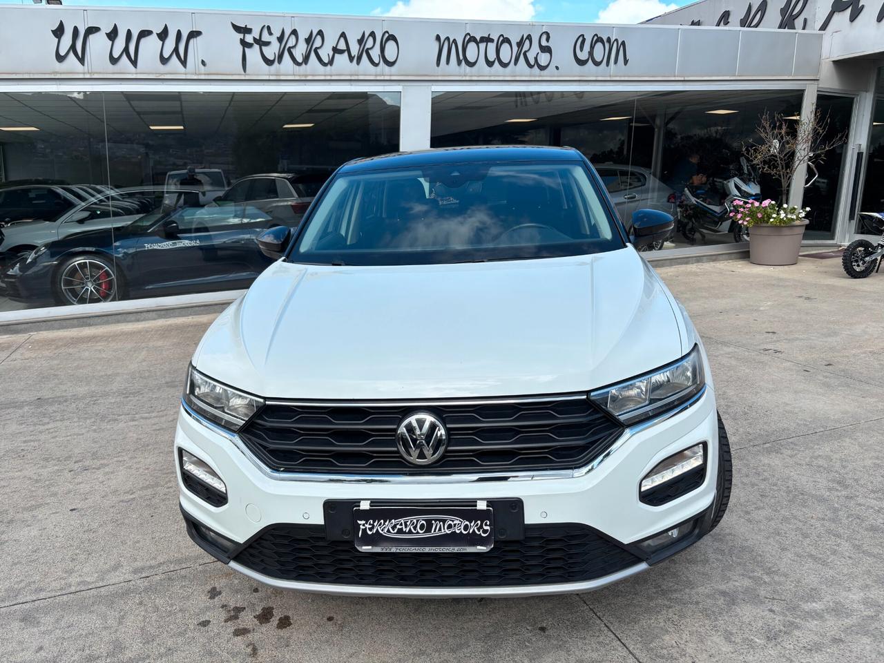 Volkswagen T-Roc 1.6 TDI SCR BUSINESS BIANCO IVA ESPOSTA A SOLI 199 EURO AL MESE