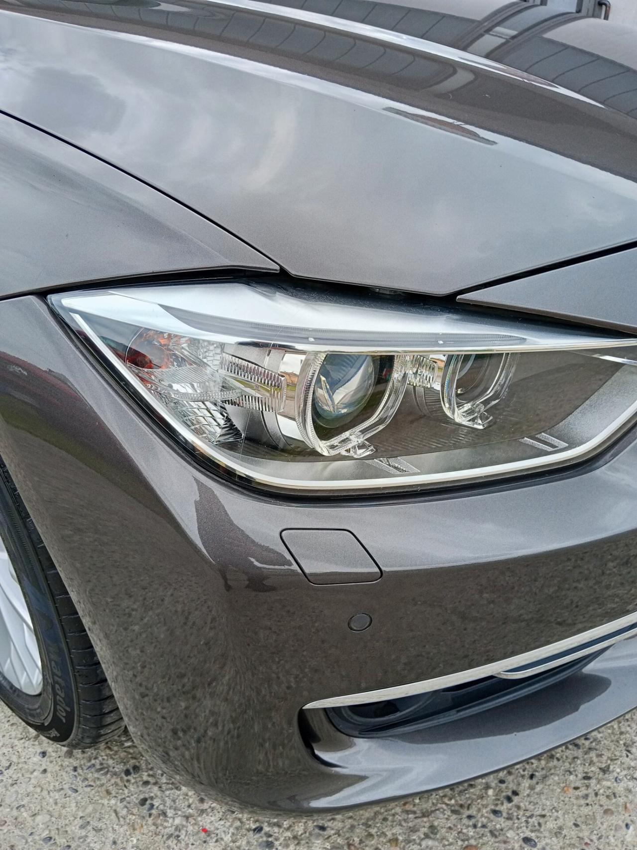 Bmw 318d Touring Luxury Automatica