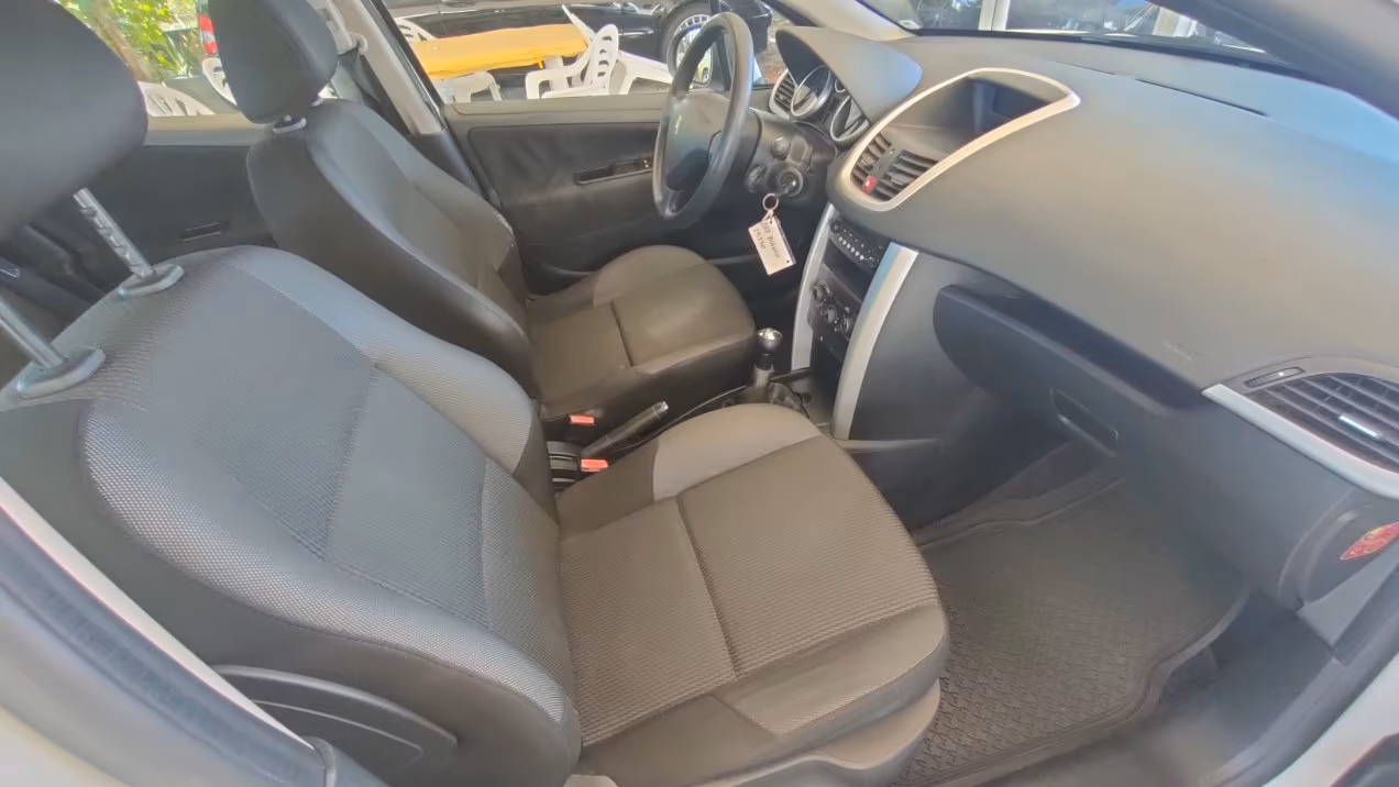 Peugeot 207 5 Porte 1.4 8v Plus eco-Gpl 75cv