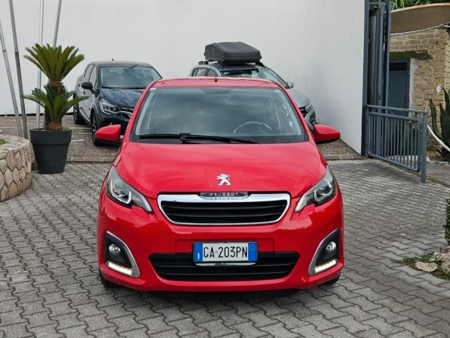 Peugeot 108 PureTech 82 5 porte Allure