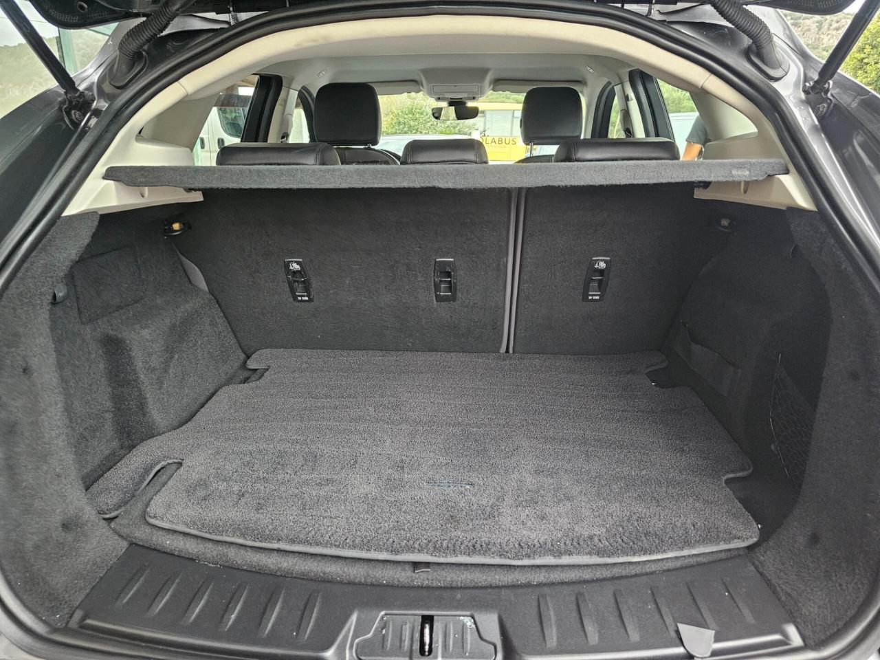 Jaguar E-Pace 2.0D 150 CV AWD aut. R-Dynamic S