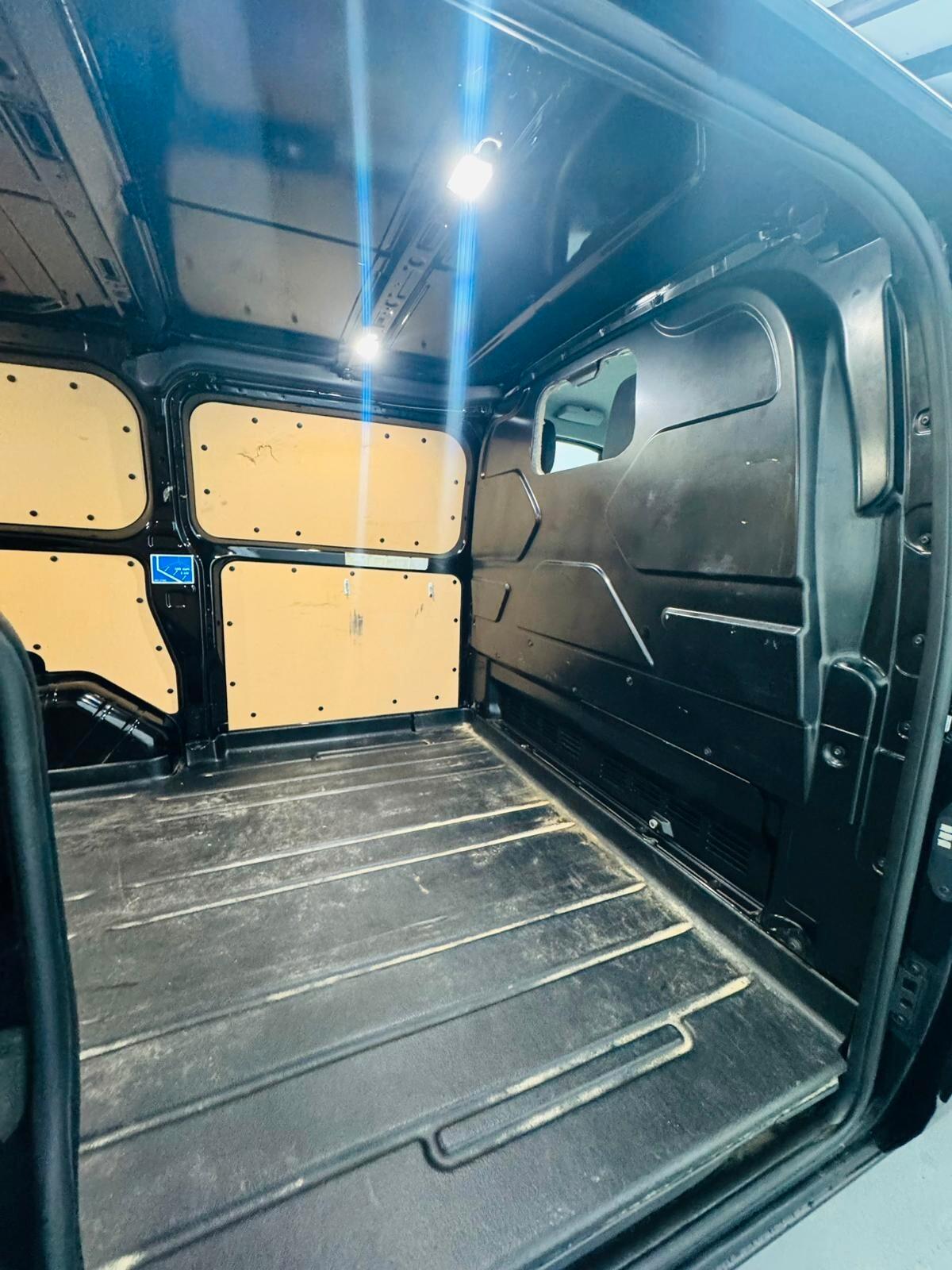 Ford transit custom V362 2.0 TDCI anno 2020