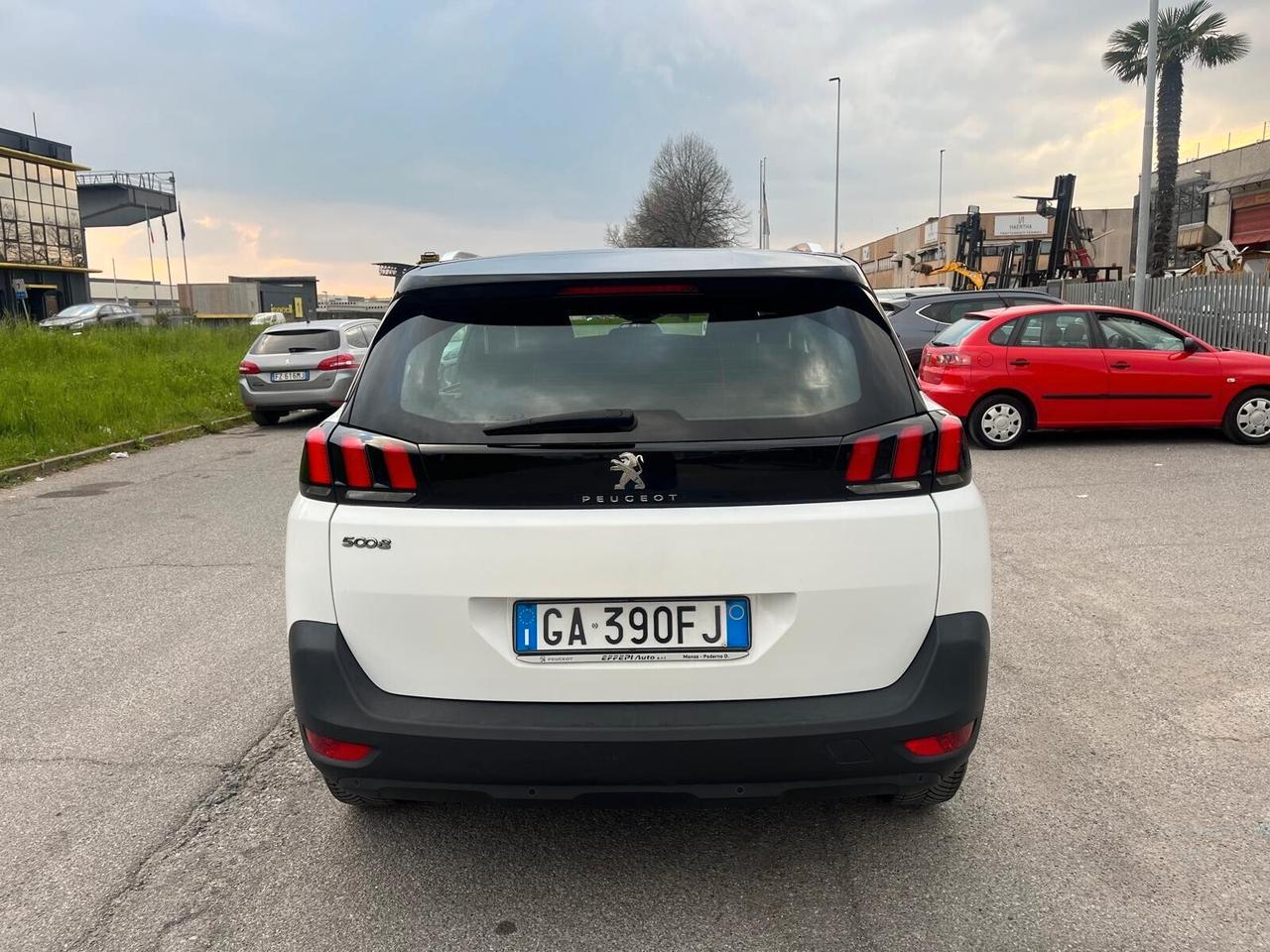 Peugeot 5008 PureTech Turbo 130 S&S Active