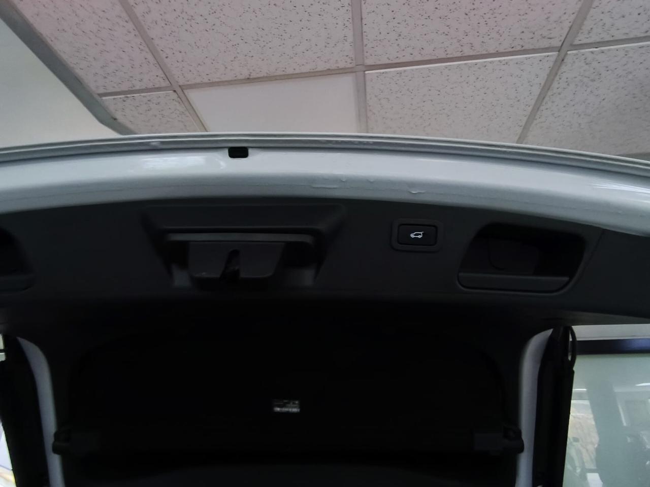 Jaguar E-Pace 2.0D 240 CV AWD aut. R-Dynamic HSE