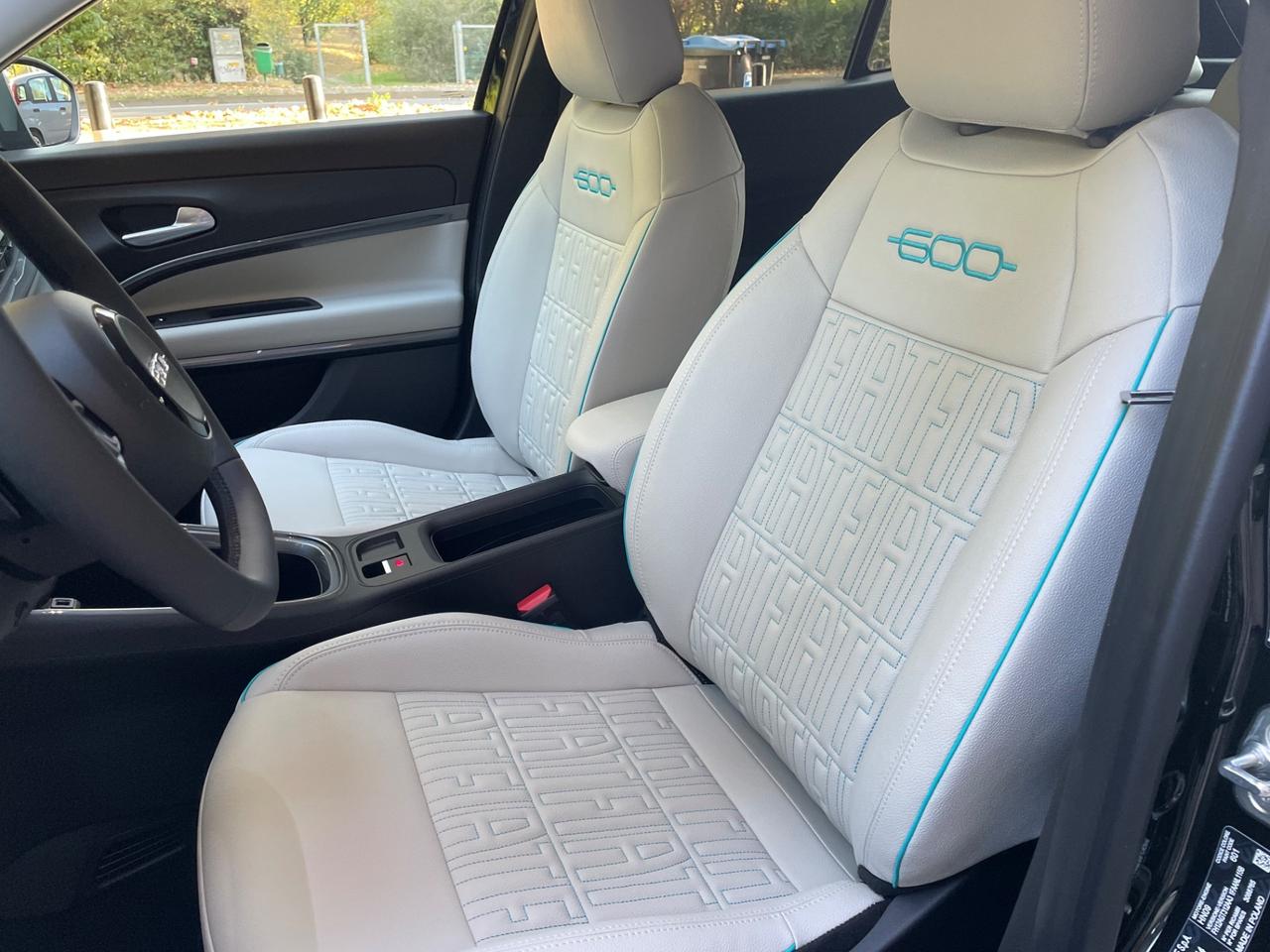 Fiat 600 Hybrid 110 CV DCT MHEV La Prima