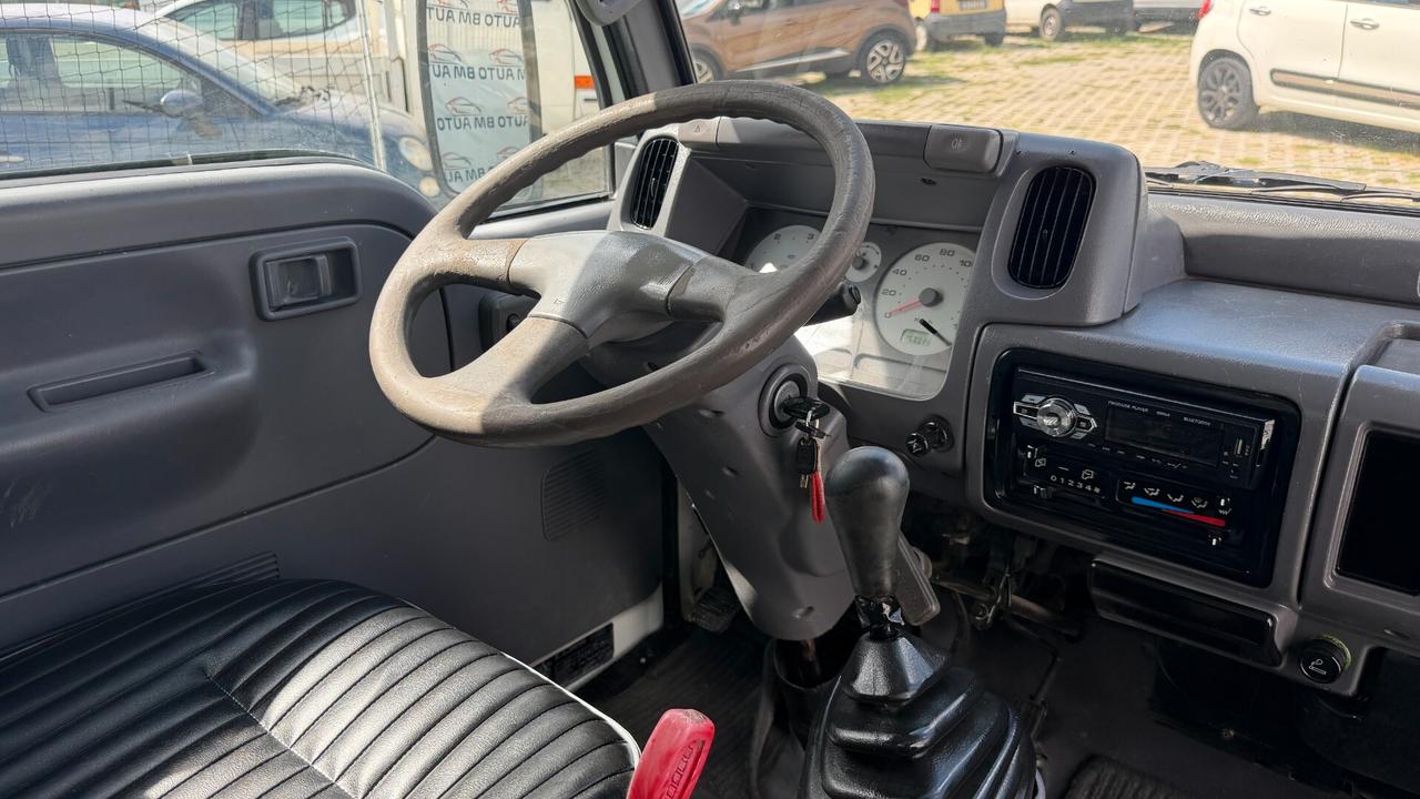 Nissan Cabstar 120.35 3.0 RIBALTABILE TRILATERALE