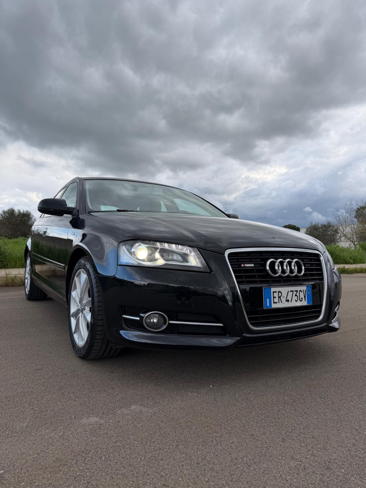 Audi A3 SPB 1.6 TDI 105 CV CR Attraction