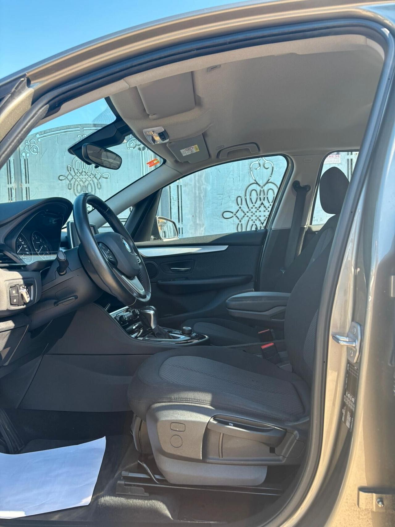 Bmw Serie 2 218d Luxury AUTOMATICO ANNO 2015