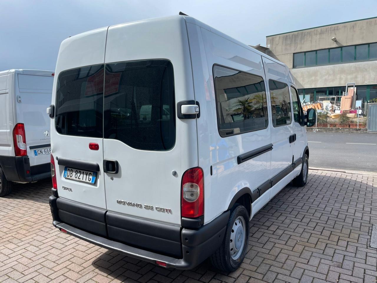 Opel Movano 9 POSTI