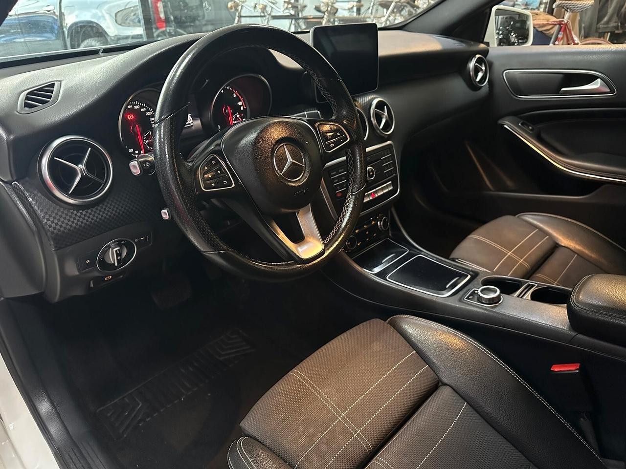 Mercedes-benz A 200 d Automatic Sport PERFETTA FULL OPTIONAL