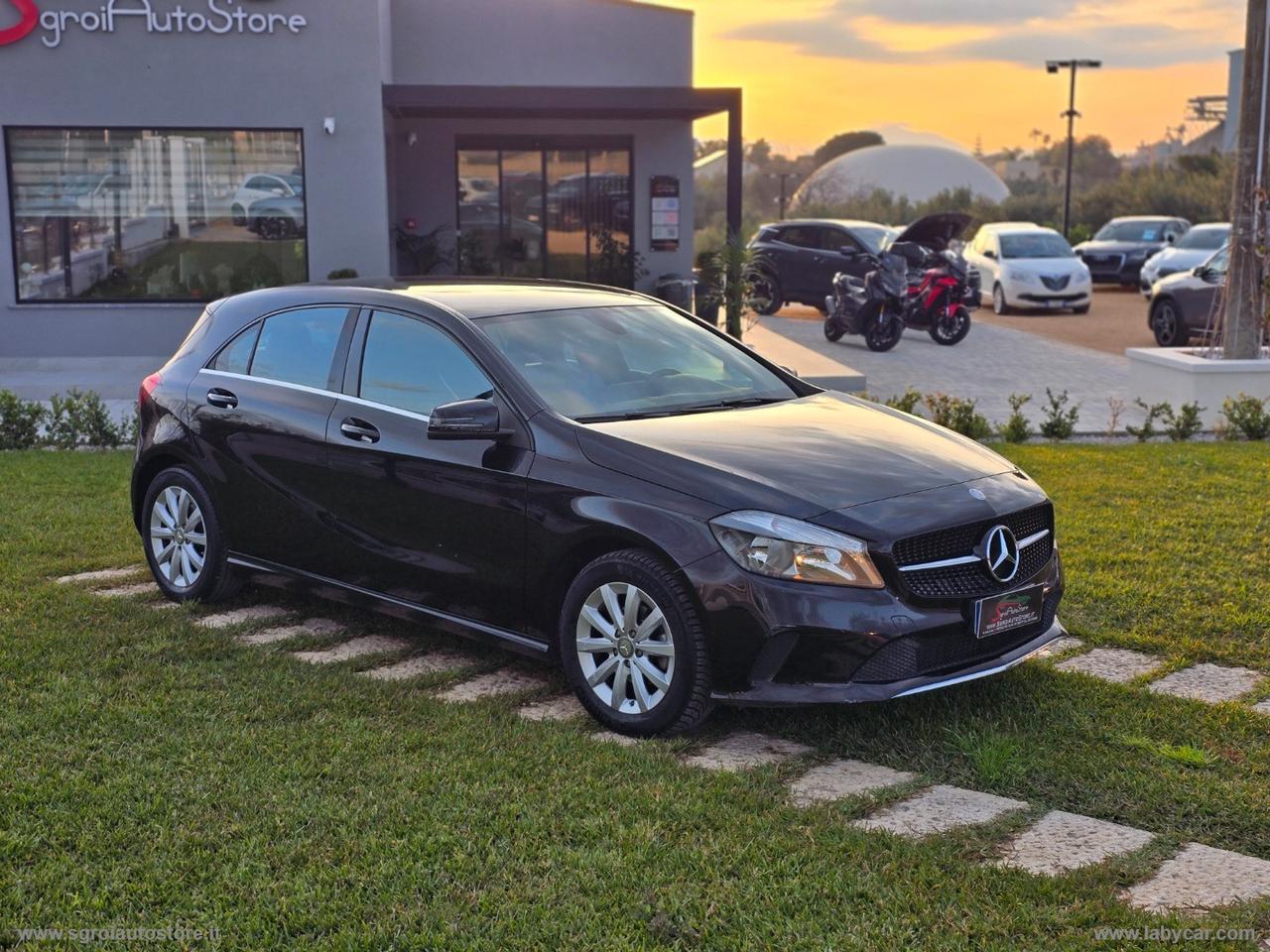 MERCEDES-BENZ A 180 d Sport