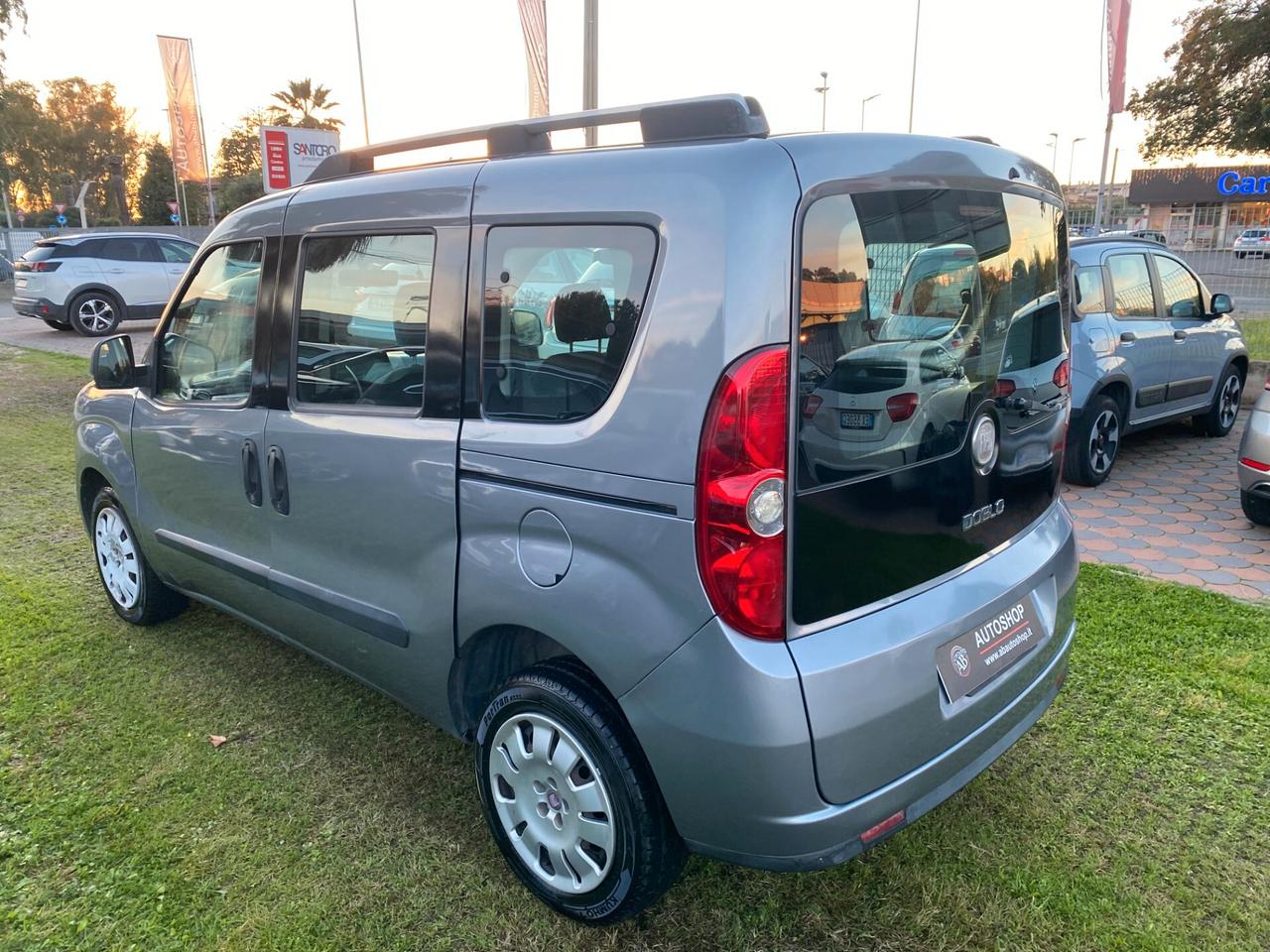 FIAT - Doblò - 2.0 Mjt 16V Emotion - 7 POSTI - NEOPATENTATI - FINANZIABILE
