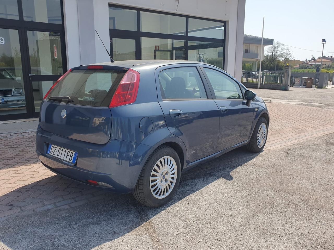 Fiat Grande Punto 1.3 MJT 75 CV 2007 neopaten.