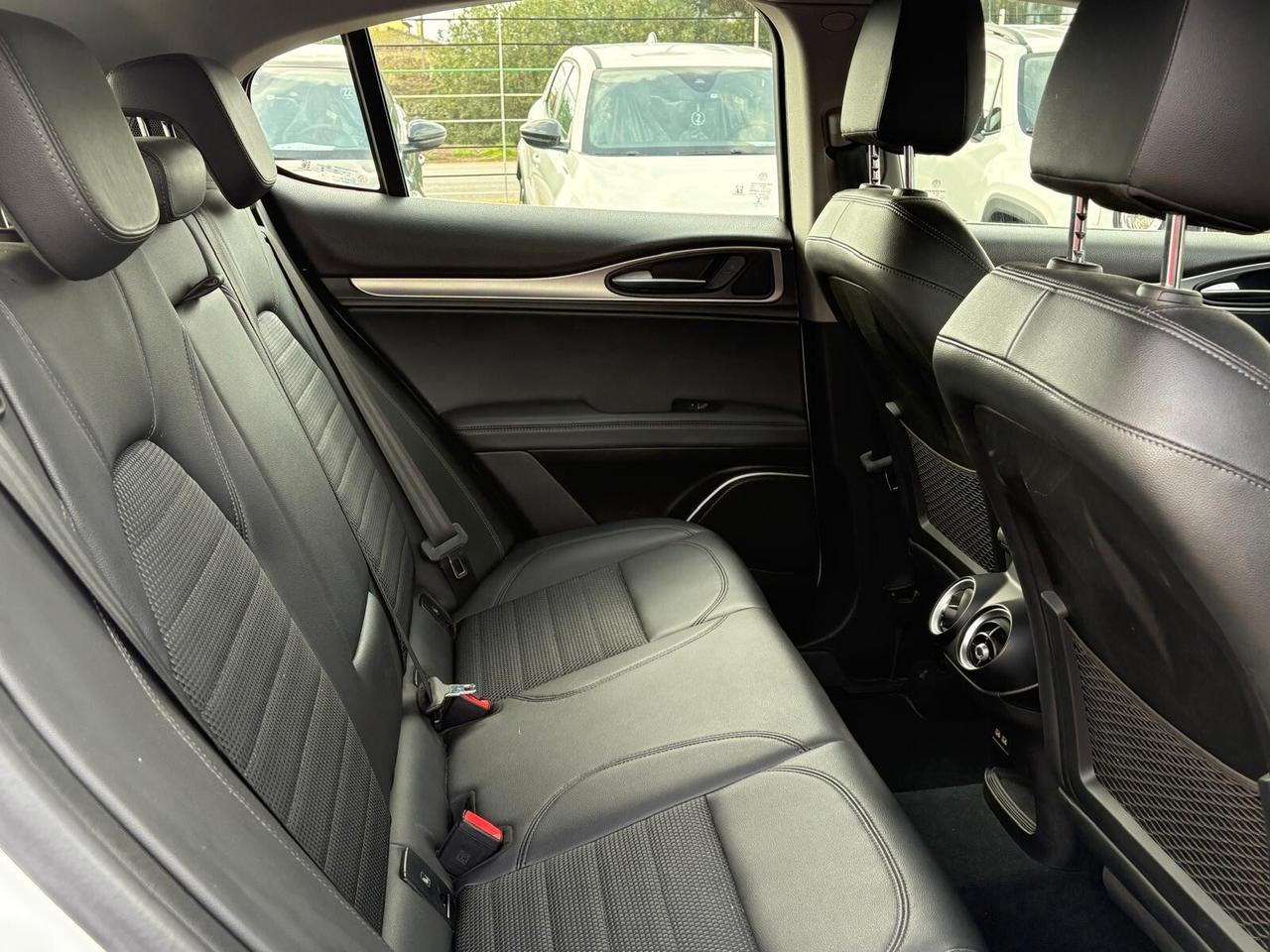 Alfa Romeo Stelvio 2.2 Turbodiesel 190 CV AT8 Q4 Sprint