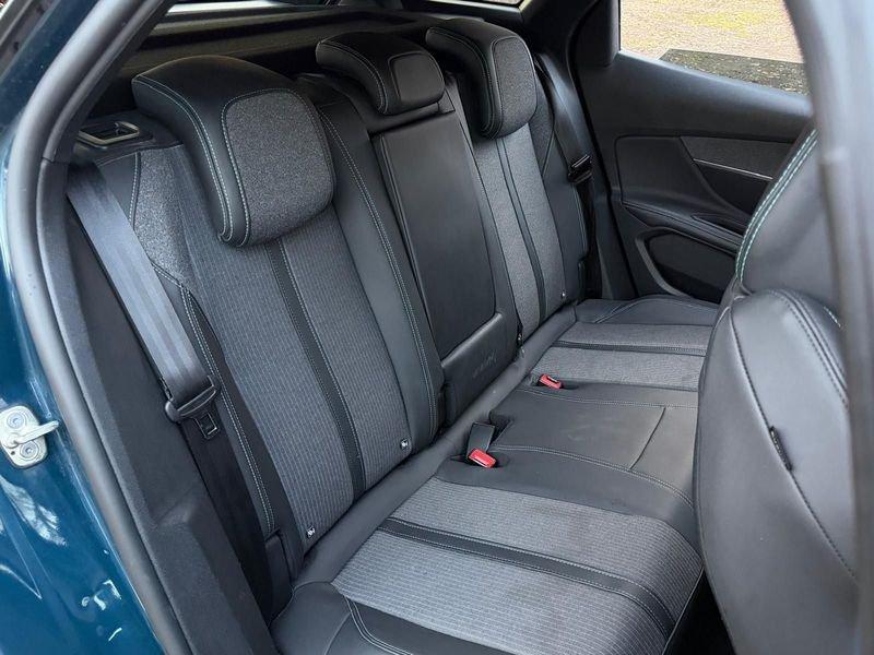 Peugeot 3008 3008 1.6 hybrid4 phev Allure Pack 300cv e-eat8