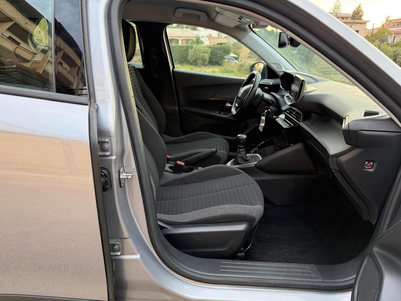 Peugeot 2008 BlueHDi 110CV S&S Allure Pack 2021
