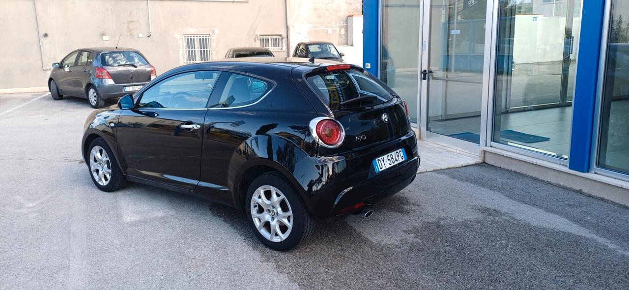 Alfa Romeo MiTo 1.4 105 CV M.air S&S Distinctive Sport Pack