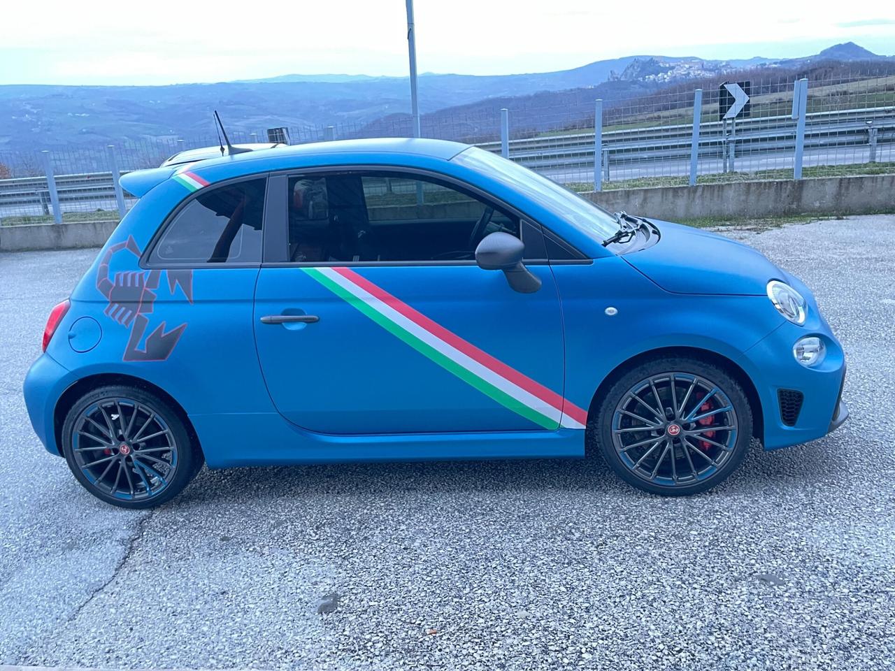 Abarth 695 1.4 Turbo T-Jet 180 CV