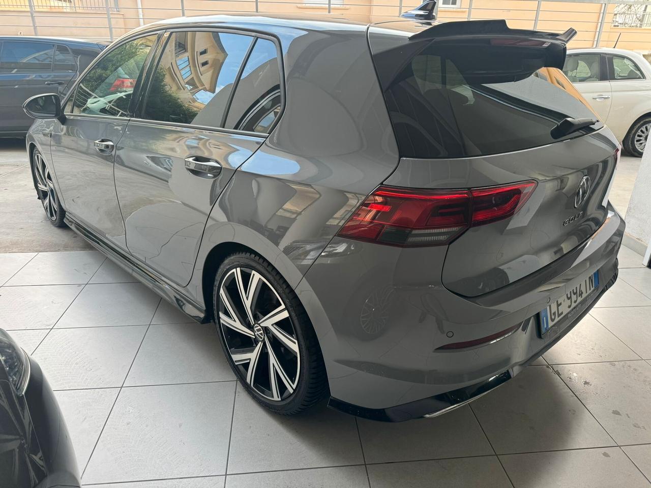 Volkswagen Golf 2.0 TDI 150 CV DSG SCR R-Line