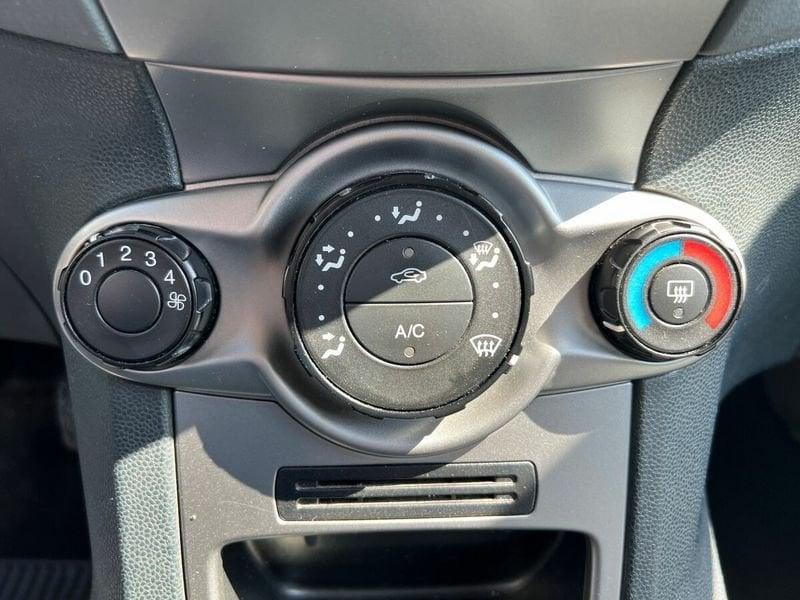 Ford Fiesta Fiesta 5p 1.2 16v + 82cv