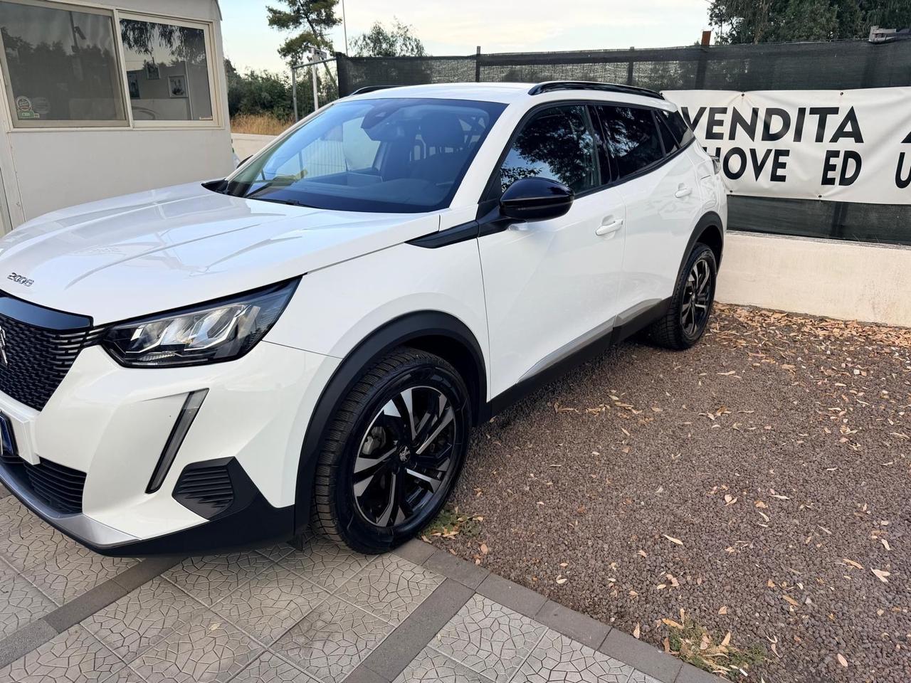 Peugeot 2008 BlueHDi 110 S&S Allure Pack