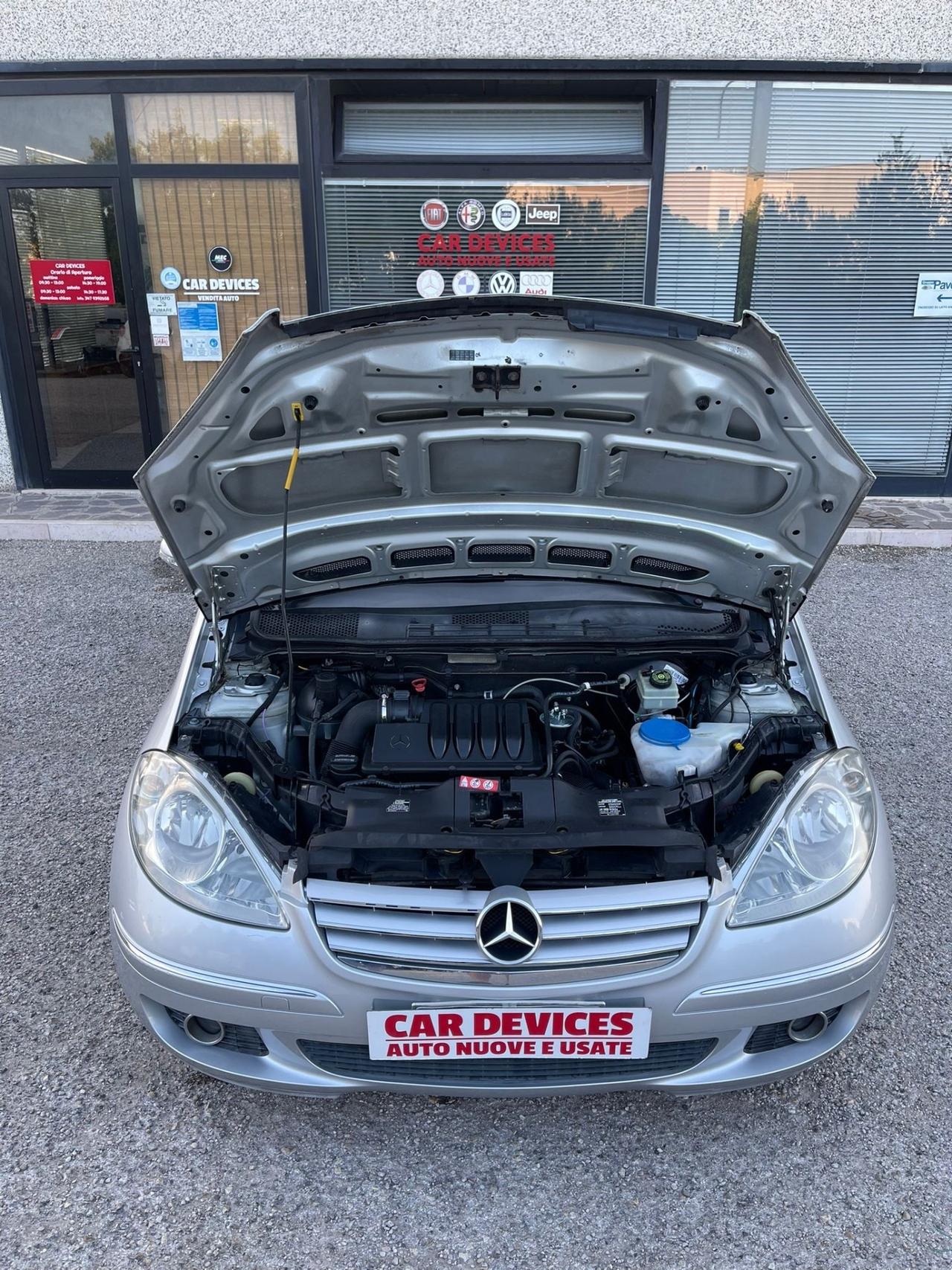 Mercedes-benz A 180 - NEOPATENTATI