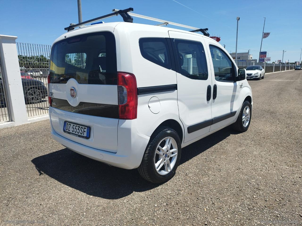 FIAT QUBO 1.4 8V 77 CV Active Natural Power Qubo 1.4 Natural Power