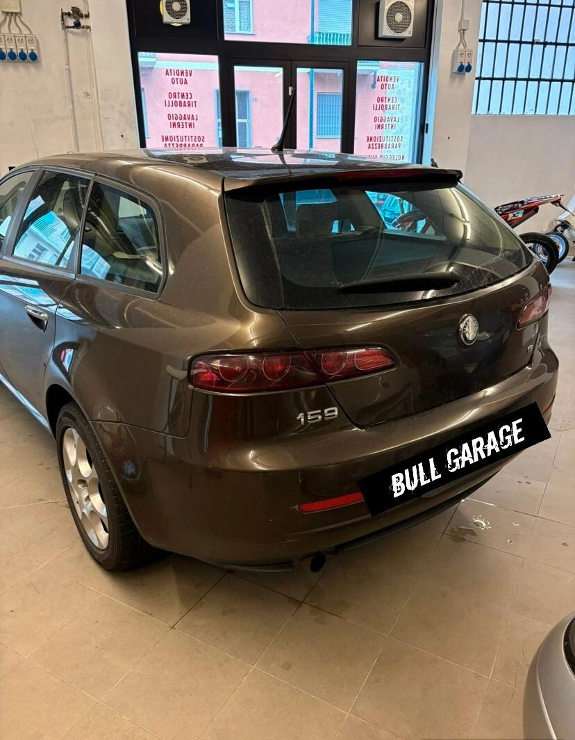 Alfa Romeo 159 1.9 JTDm Sportwagon SW