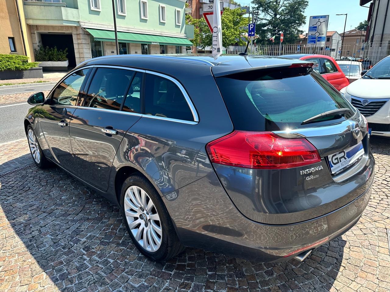 Opel Insignia 1.6 Turbo 180CV Sports Tourer Cosmo