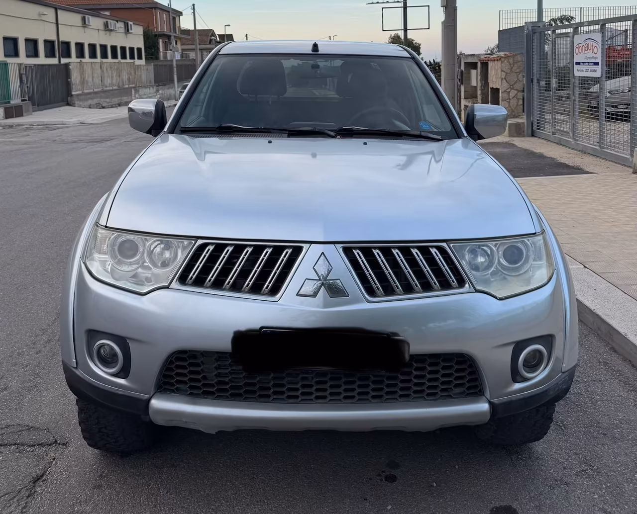 Mitsubishi L200 2.5 DI-D/136CV Double Cab Intense