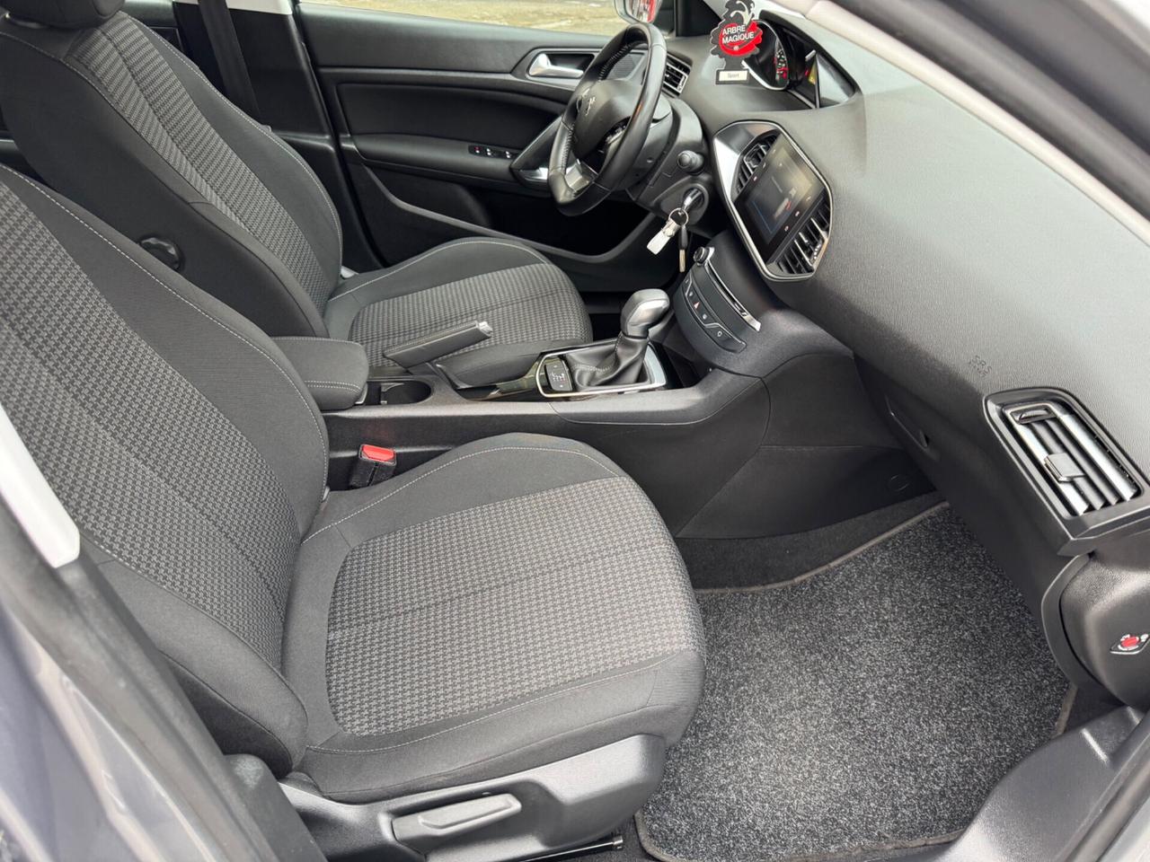 PEUGEOUT 308 1.6 HDI AUTOMATICO 120CV