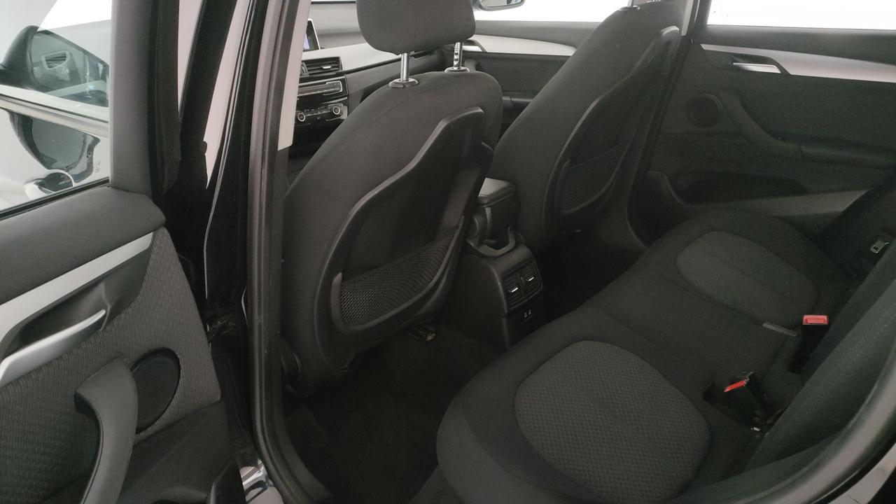 BMW X1 F48 2019 - X1 sdrive18d Advantage