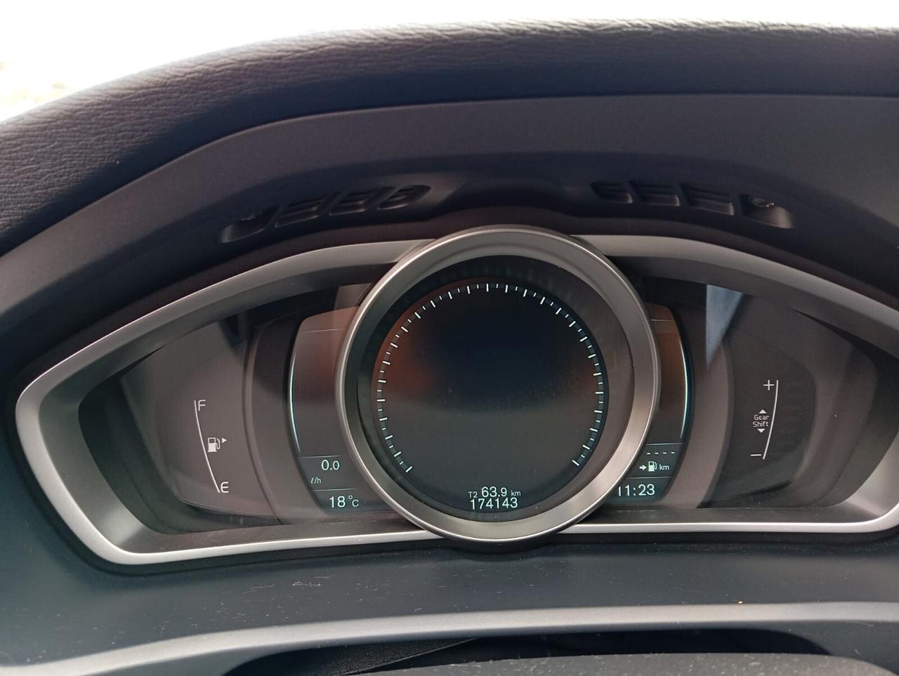 Volvo V40 D2 1.6 Summum