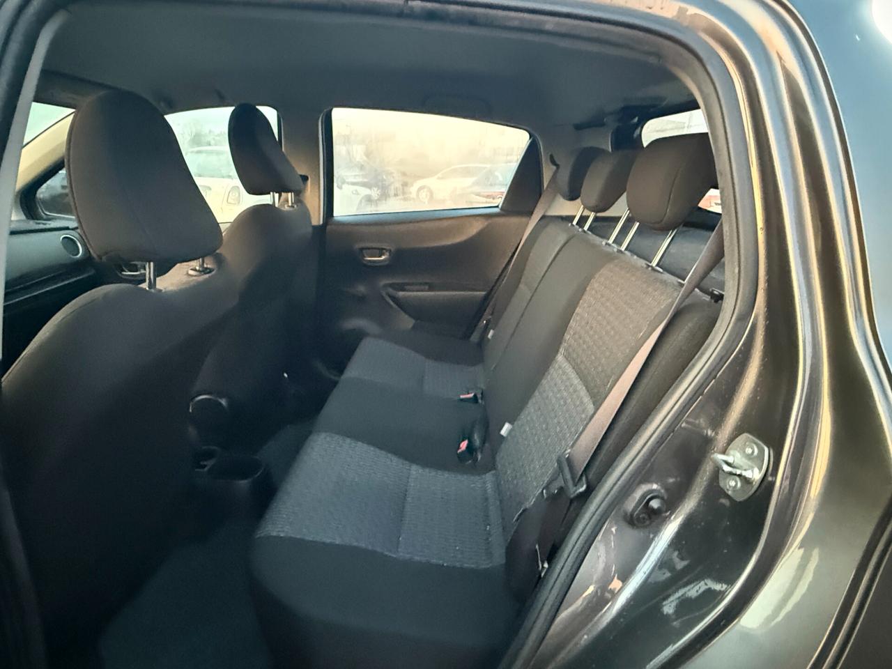 Toyota Yaris 1.0 5 porte Lounge