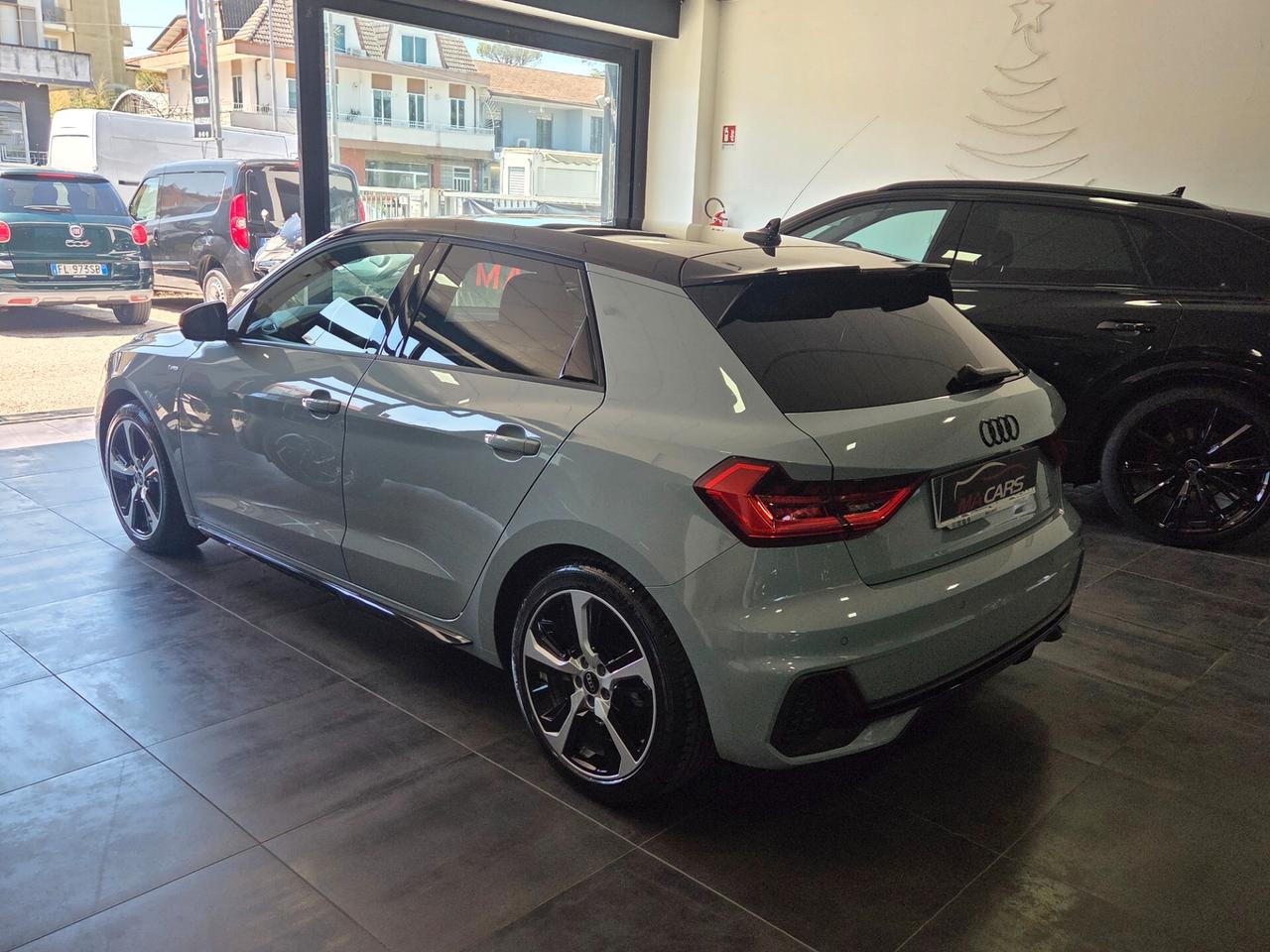 Audi A1 SPB 35 TFSI S tronic Identity Black