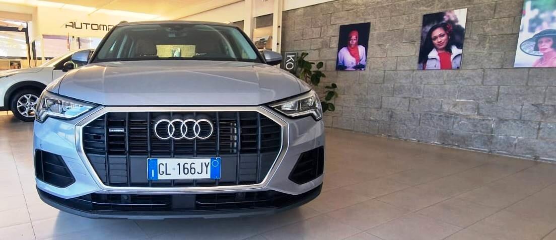 Audi Q3 40 TDI quattro S tronic Business Advanced