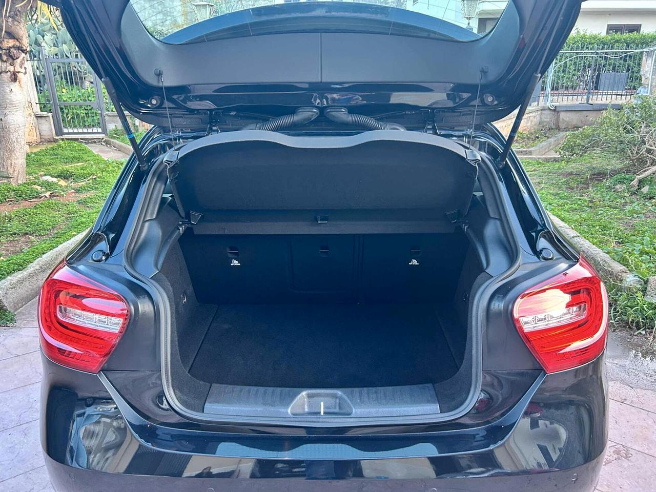 MERCEDES-BENZ A200 CDI 136CV 2015 SPORT