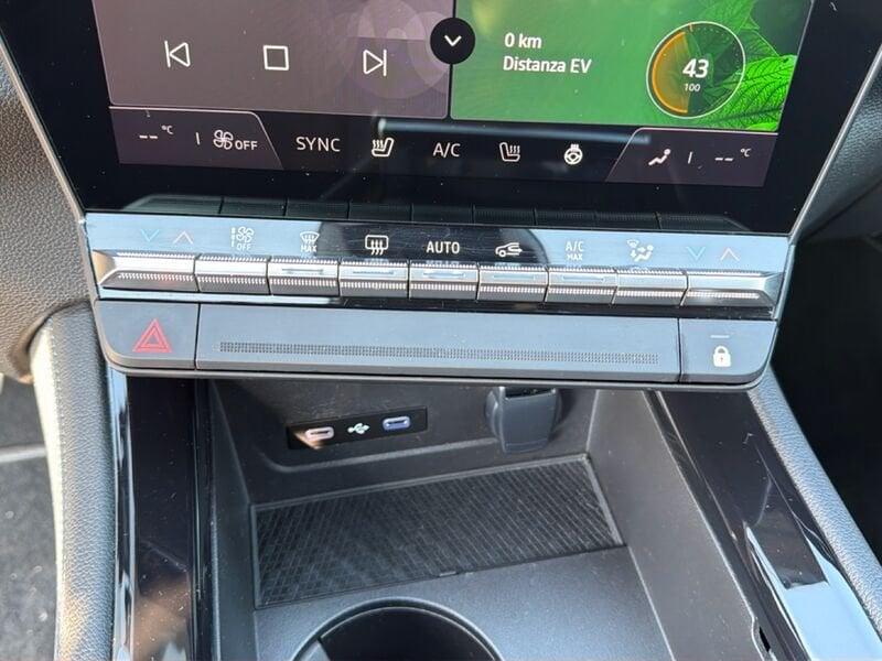 Renault Austral 1.2 E-TECH HEV 200 ICONIC ESPRIT ALP AT