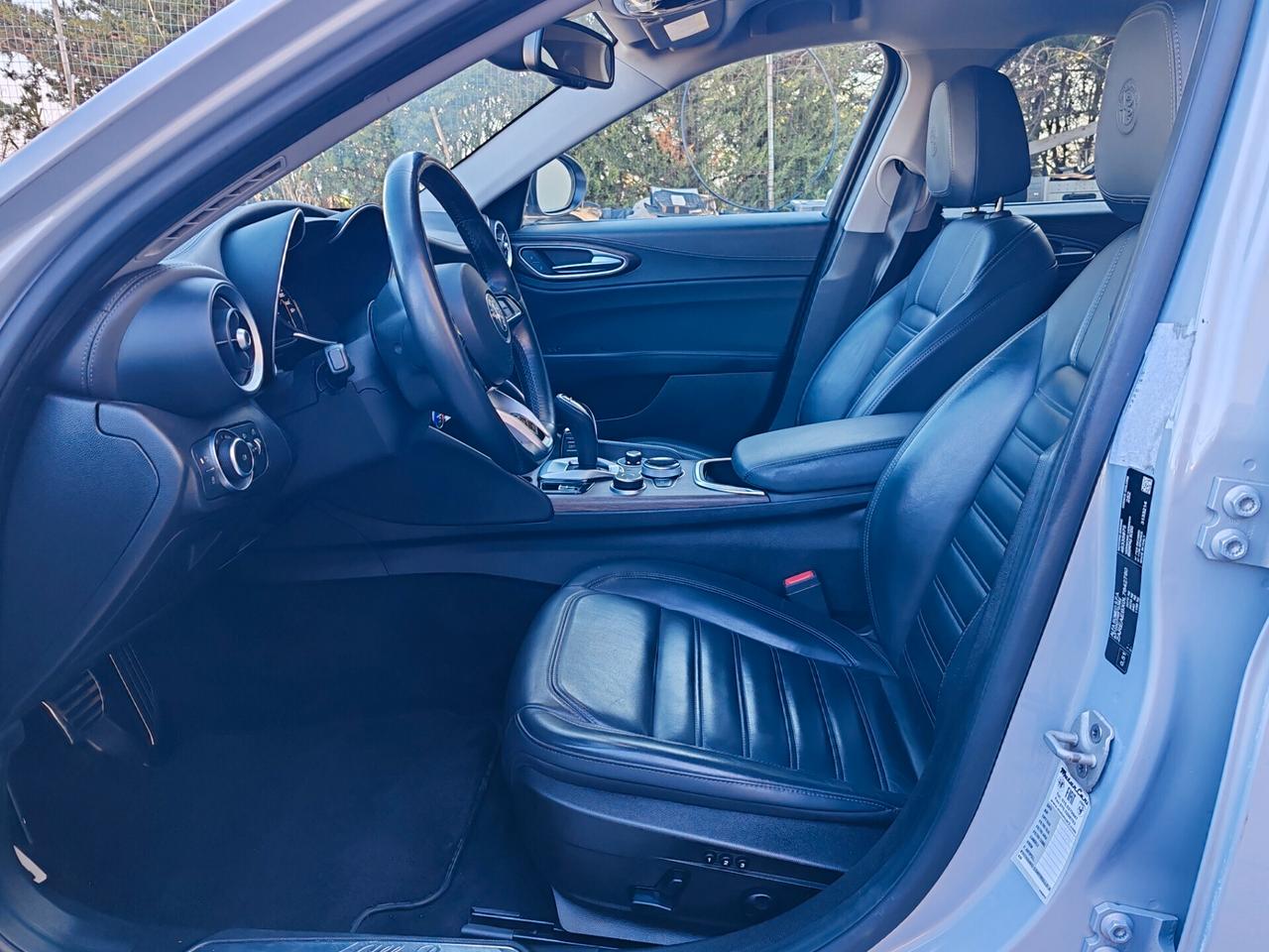 Alfa Romeo Giulia 2.2 TD AT8 190cv Ti