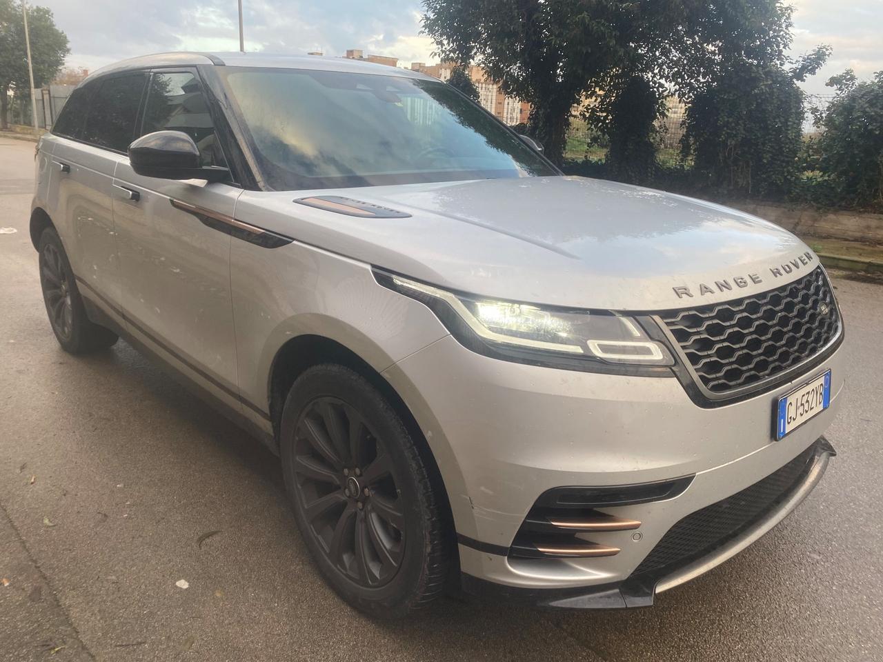 Land Rover Range Velar 2.0D I4 204 CV R-Dynamic SE
