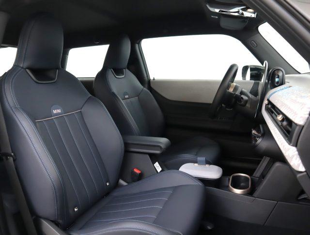 MINI Cooper 3p. Steptronic Favoured Trim *PROMO PARISI GROUP*