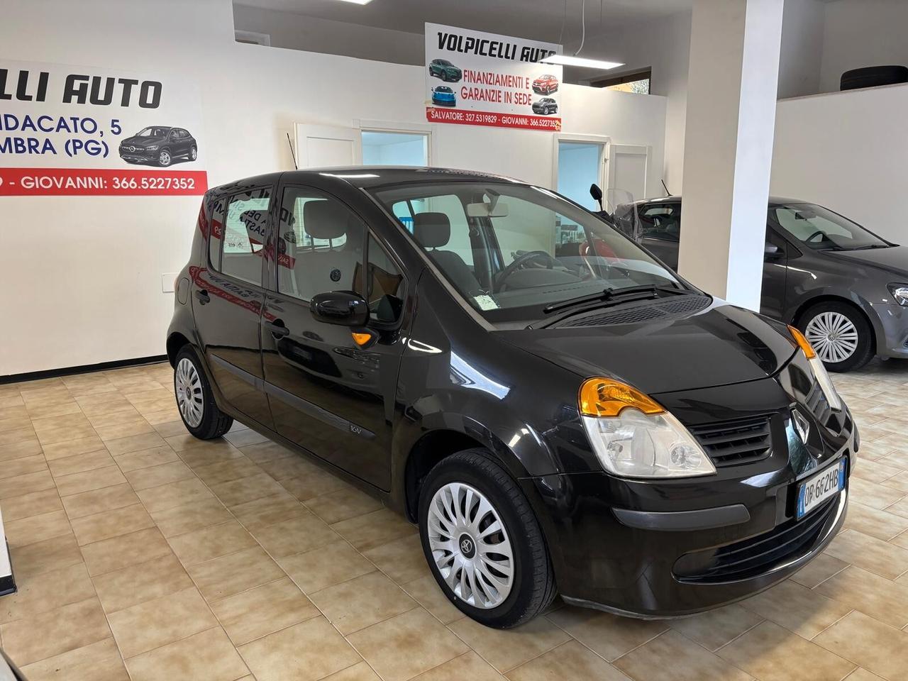 RENAULT MODUS ANNO 2006 BZ 1.2 ADATTA NEOPATENTATI KM 140 MILA